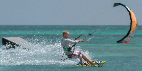Female Kitesurfing Pictures Aruba
